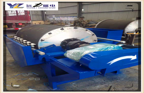 小型磁選機，小型磁選機型號可以根據(jù)客戶需求定制輥式小型磁選機追求高效率生產(chǎn)磁場一般為多少_磁塊如何排列