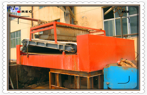 平板磁選機，湖北鈉長石平板磁選機_如何進行湖北鈉長石平板磁選機的磁筒更換工作原理_選礦規(guī)格參數(shù)及執(zhí)行標準