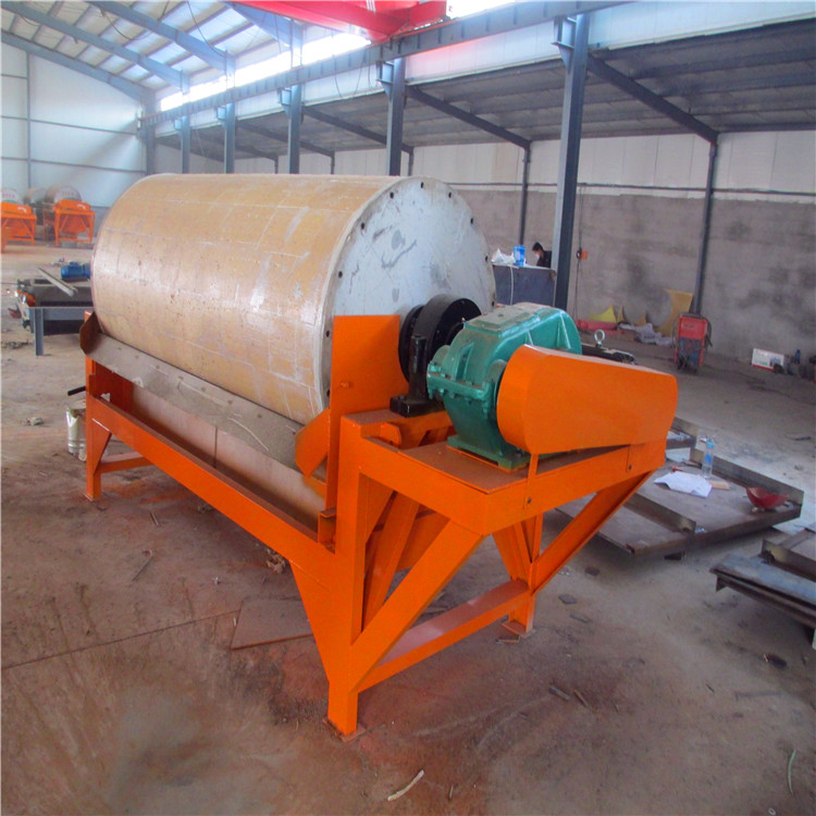 半逆流永磁磁選機(jī)，貴州半逆流型永磁磁選機(jī)_小型貴州半逆流型永磁磁選機(jī)_貴州半逆流型永磁磁選機(jī)視頻價(jià)格 